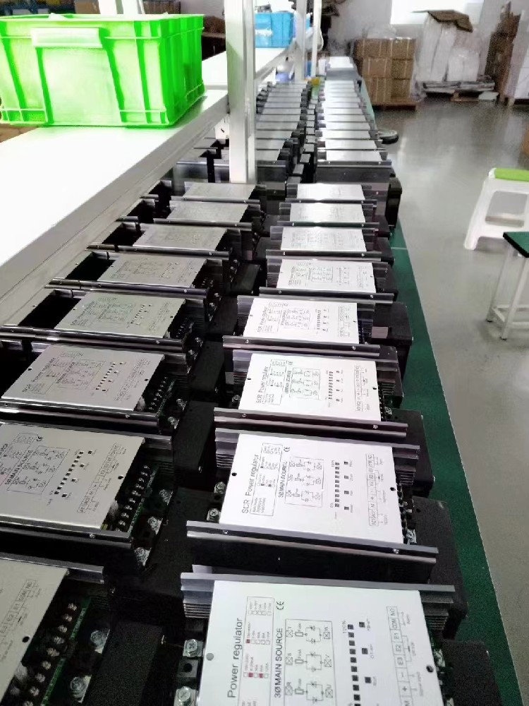 电力调整器对电机调速的优势体此刻哪些方面？