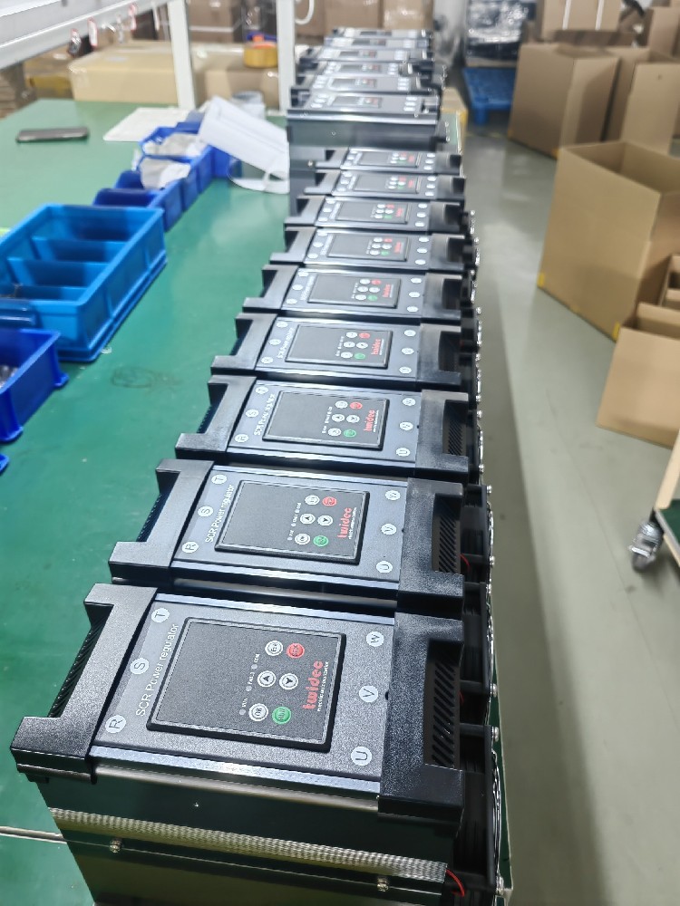 电力调整器运行过程中忽然断电，来电后无法自动复原到断电前的工作状态，怎么设置能力实现自动复原？